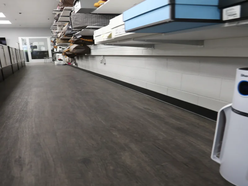 Braswell & Sons Store Renovations - Image 12