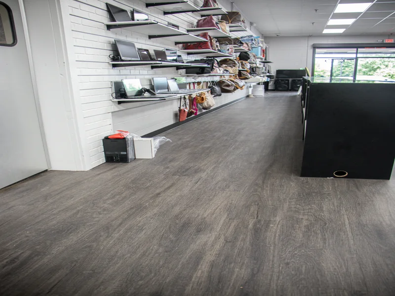 Braswell & Sons Store Renovations - Image 17